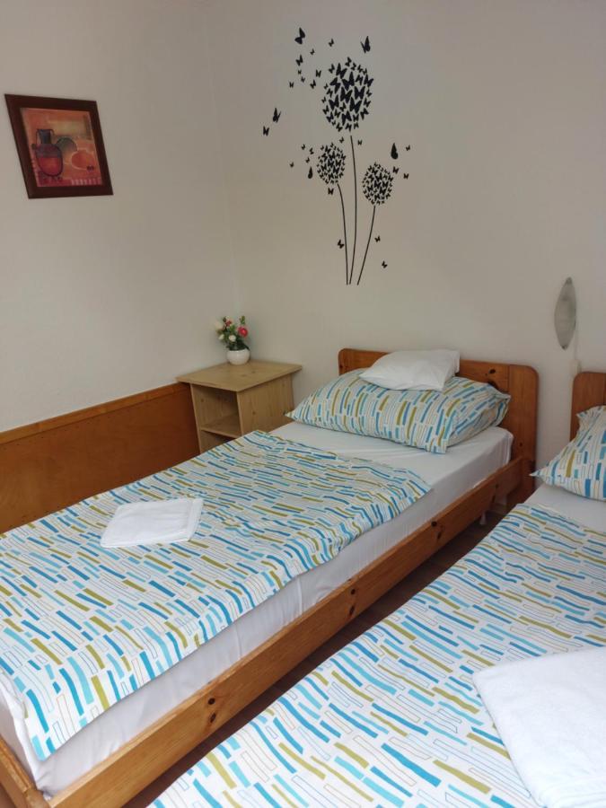 Apartmancentrum Gyula Exterior photo